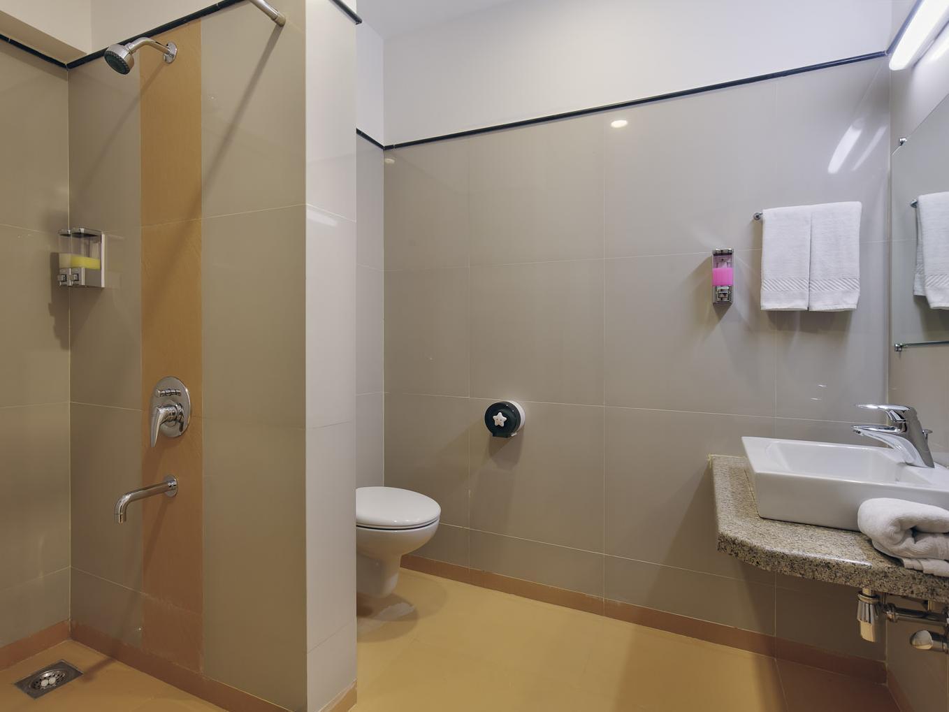 Hi 5 Hotel & Experience Nashik Ngoại thất bức ảnh