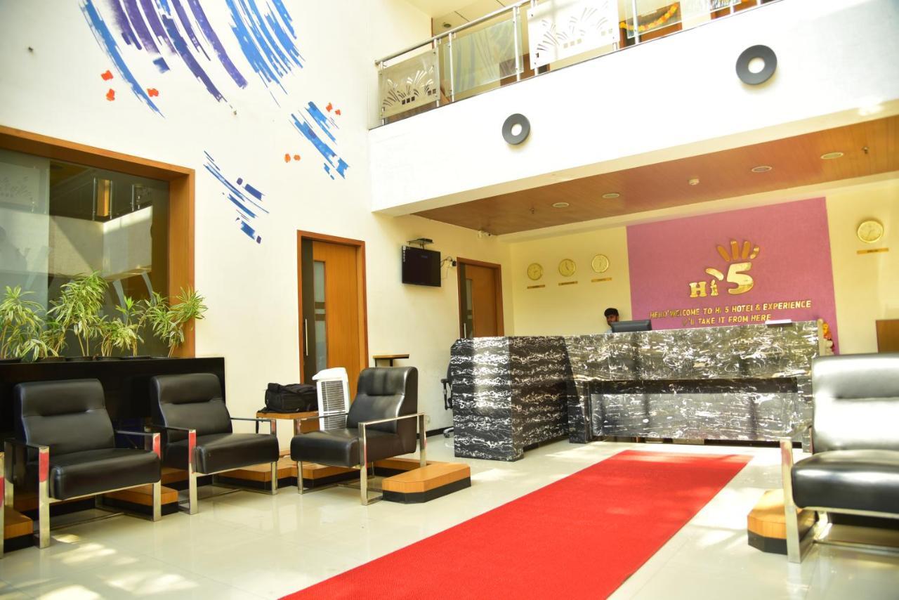 Hi 5 Hotel & Experience Nashik Ngoại thất bức ảnh