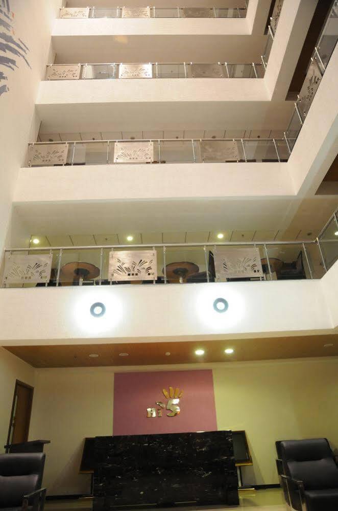 Hi 5 Hotel & Experience Nashik Ngoại thất bức ảnh