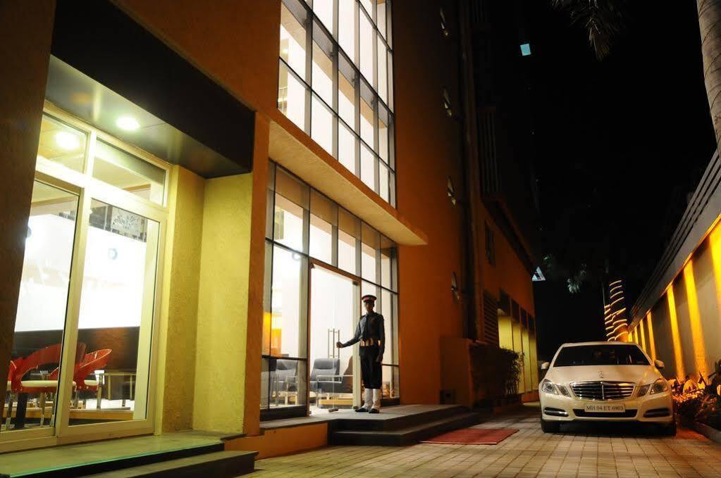 Hi 5 Hotel & Experience Nashik Ngoại thất bức ảnh